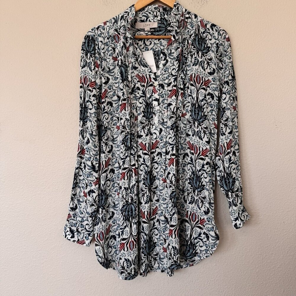Loft Womens Shirt Small White Blue Red Floral Long Sleeve Lightweight